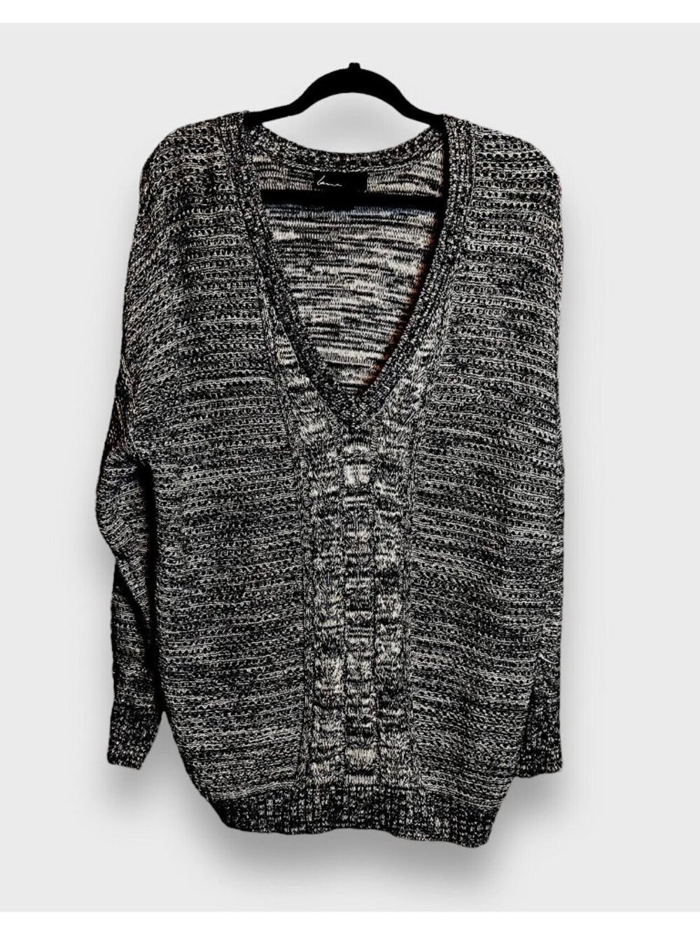 Marled Black & White Knit V-Neck Sweater With Cable Detail - Womens Size L
